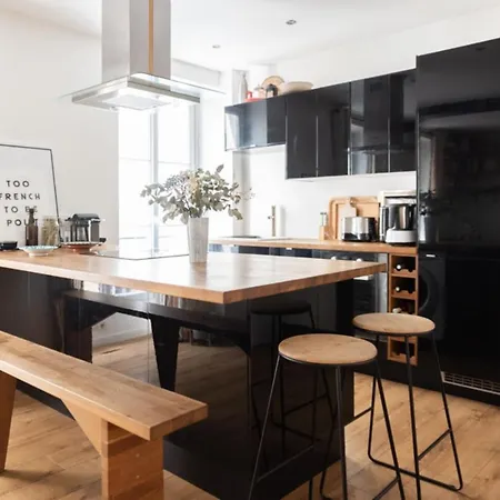 Charming Apt Near Belleville パリ