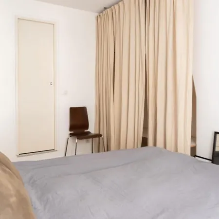 Charming Apt Near Belleville *